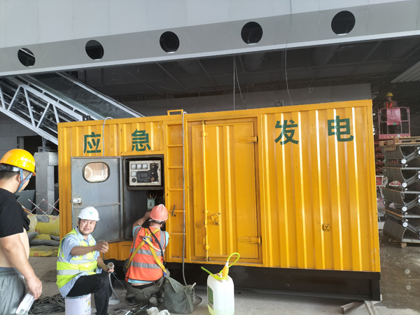 行唐怎样判断空气滤清器是否需要更换？